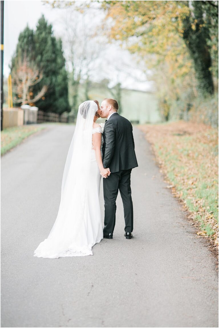 Siobhan and Darren – Home Wedding